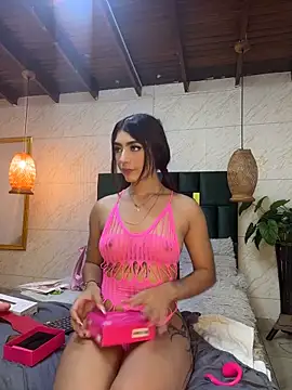 sophia willliamss online show from February 25, 2026, 1:21 pm