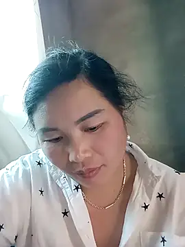Snapshot of nana_nana99 chatting on May 14, 2026, 7:04 am nana nana99 online show from May 14, 2026, 7:04 am