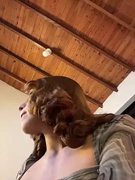 Snapshot of Alison_Ivanova chatting on February 25, 2026, 5:17 am Alison Ivanova online show from February 25, 2026, 5:17 am