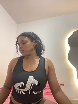 Valerii  smithh online show from April 23, 2026, 2:02 am