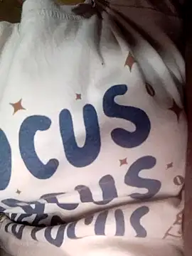 annugirl online show from March 1, 2026, 10:39 am