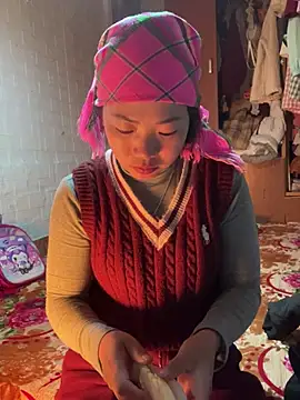 Snapshot of Lata-cute chatting on February 11, 2026, 10:09 am Lata-cute online show from February 11, 2026, 10:09 am