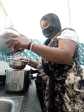 Hot-Tinaa online show from February 23, 2026, 3:48 am