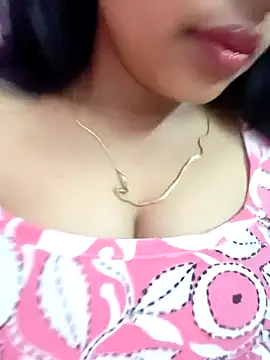 Hot-Tinaa online show from March 12, 2026, 9:54 pm