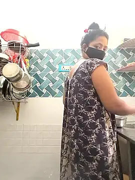 Hot-Tinaa online show from March 21, 2026, 9:03 am