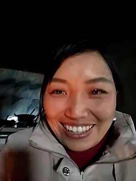 Snapshot of lia-coy chatting on February 2, 2026, 7:18 am lia-coy online show from February 2, 2026, 7:18 am