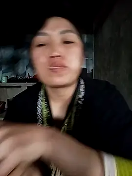 Snapshot of lia-coy chatting on February 18, 2026, 2:40 am lia-coy online show from February 18, 2026, 2:40 am