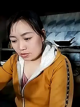 Snapshot of lia-coy chatting on February 20, 2026, 7:21 am lia-coy online show from February 20, 2026, 7:21 am