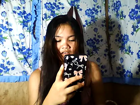 PinaySkinnyJust18 online show from April 12, 2026, 10:09 am