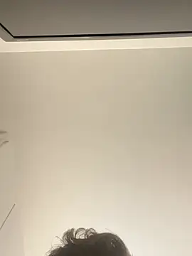 peuba12 online show from April 29, 2026, 1:37 pm