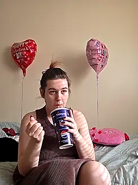 Ashlovescannabis online show from February 13, 2026, 7:43 pm