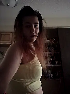 Ashlovescannabis online show from April 3, 2026, 6:28 pm