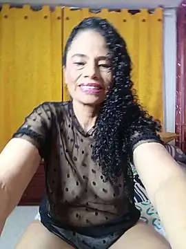 auroracandelax online show from May 26, 2026, 12:17 am