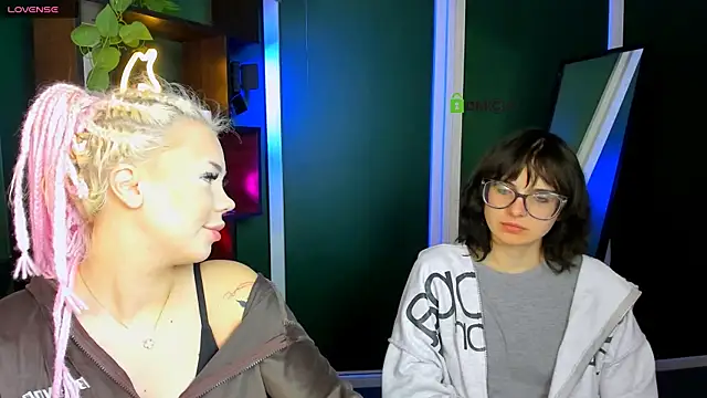 Snapshot of alexa_bonni chatting on April 24, 2026, 6:16 am alexa bonni online show from April 24, 2026, 6:16 am