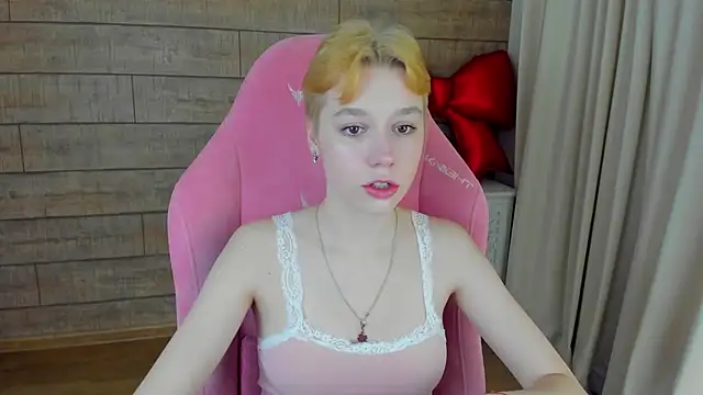 Snapshot of AgataGate chatting on February 18, 2026, 4:08 am AgataGate online show from February 18, 2026, 4:08 am