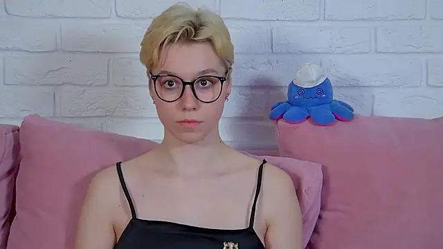 AgataGate online show from April 15, 2026, 3:13 am