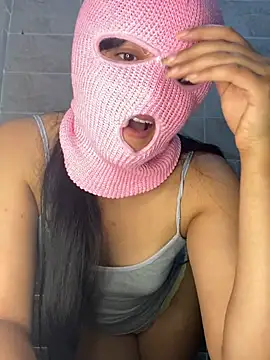Snapshot of Rabab_Queen chatting on May 13, 2026, 12:30 am Rabab Queen online show from May 13, 2026, 12:30 am
