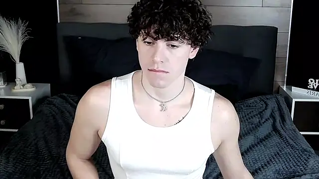 Snapshot of TylerGibson chatting on February 20, 2026, 6:26 am TylerGibson online show from February 20, 2026, 6:26 am