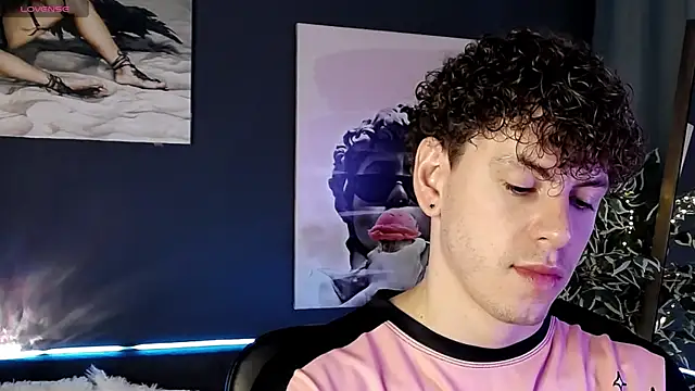 Snapshot of TylerGibson chatting on June 28, 2026, 4:18 am TylerGibson online show from June 28, 2026, 4:18 am