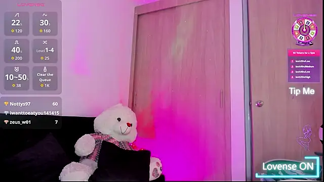 saray mendozaa online show from February 3, 2026, 2:53 am