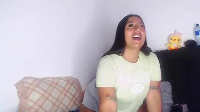 agathaklein online show from February 26, 2026, 1:54 pm