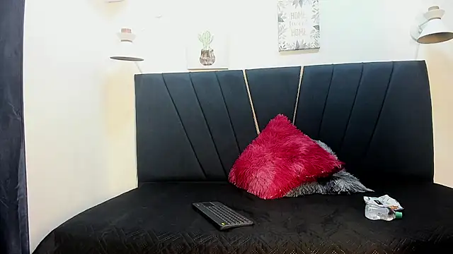 Snapshot of candy18_ho chatting on February 8, 2026, 1:09 am candy18 ho online show from February 8, 2026, 1:09 am