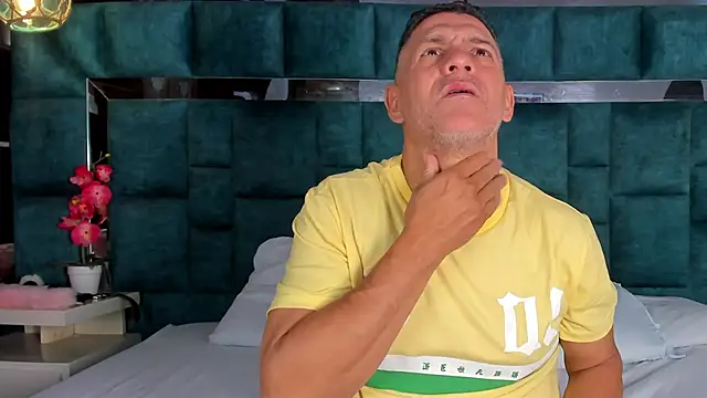 Snapshot of ViceSweet chatting on April 30, 2026, 3:57 am ViceSweet online show from April 30, 2026, 3:57 am