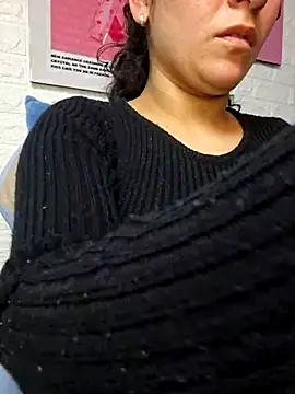 Snapshot of Dany_Moon_ chatting on February 21, 2026, 3:29 am Dany Moon online show from February 21, 2026, 3:29 am