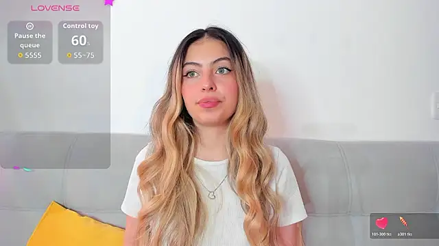 Snapshot of Fernanda_aaaa chatting on February 5, 2026, 5:28 pm Fernanda aaaa online show from February 5, 2026, 5:28 pm