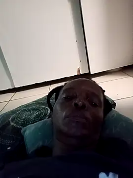 Snapshot of 01Wetlips chatting on February 19, 2026, 4:41 am 01Wetlips online show from February 19, 2026, 4:41 am