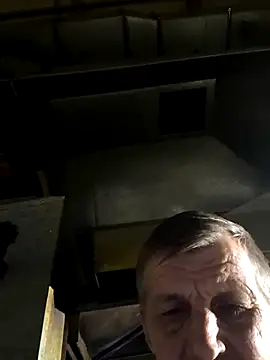 andrei73200 online show from February 4, 2026, 1:50 pm