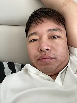 xiaotiantian-10 online show from April 4, 2026, 2:32 am