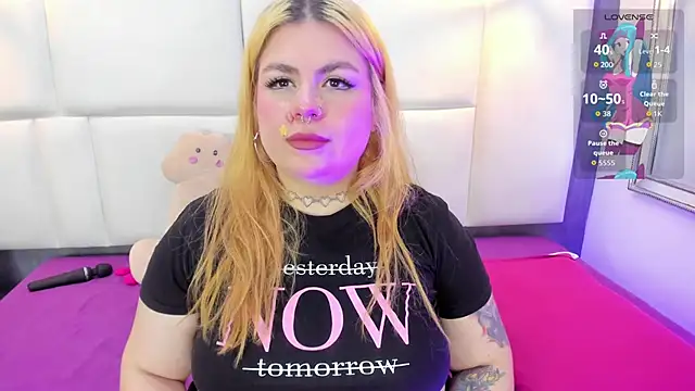 Martina armos online show from April 8, 2026, 1:33 pm