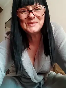 AliceSwan57 online show from May 21, 2026, 5:36 am