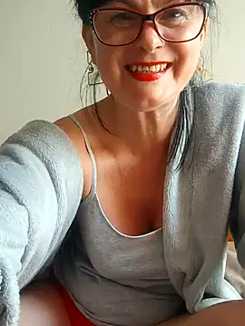 AliceSwan57 online show from May 25, 2026, 9:37 am