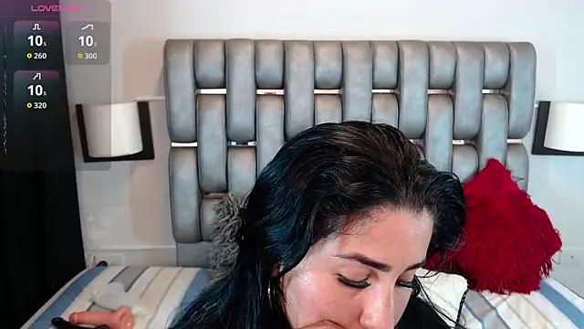 Miia Rosee  online show from March 24, 2026, 11:54 pm