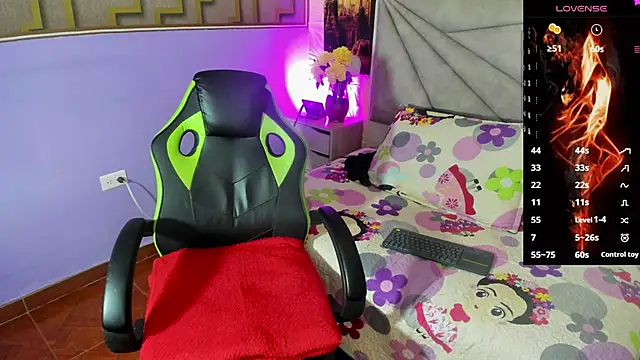 Snapshot of adri_rivera chatting on February 19, 2026, 8:16 pm adri rivera online show from February 19, 2026, 8:16 pm