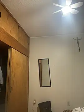 Snapshot of Jleonardolr chatting on January 18, 2026, 1:15 pm Jleonardolr online show from January 18, 2026, 1:15 pm