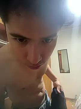 Snapshot of Jleonardolr chatting on January 19, 2026, 1:31 am Jleonardolr online show from January 19, 2026, 1:31 am