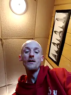 Snapshot of Zippy247 chatting on February 20, 2026, 3:25 am Zippy247 online show from February 20, 2026, 3:25 am