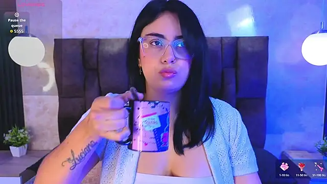Snapshot of vicky_grey chatting on May 22, 2026, 12:11 pm vicky grey online show from May 22, 2026, 12:11 pm