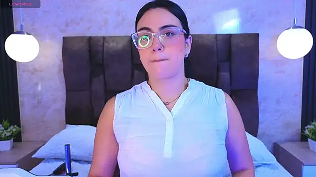 Snapshot of vicky_grey chatting on May 27, 2026, 12:24 pm vicky grey online show from May 27, 2026, 12:24 pm
