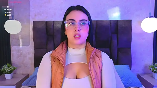 Snapshot of vicky_grey chatting on May 31, 2026, 12:34 pm vicky grey online show from May 31, 2026, 12:34 pm