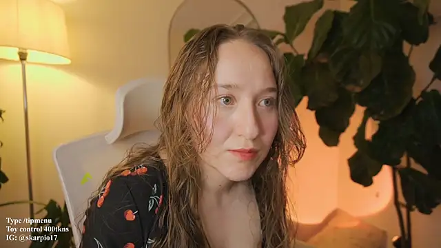 Scarlett NoirMuse online show from February 5, 2026, 11:09 pm