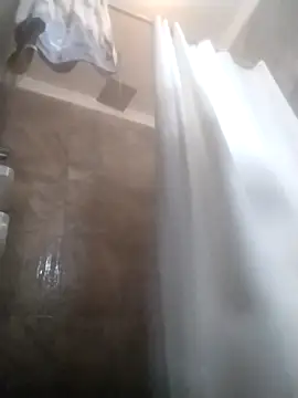 Snapshot of Caliente777666 chatting on February 13, 2026, 4:52 am Caliente777666 online show from February 13, 2026, 4:52 am