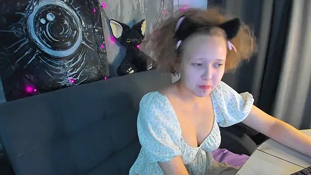 Senya Sol online show from March 31, 2026, 10:21 pm