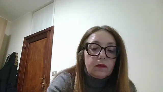 Miasexmilf online show from February 1, 2026, 6:39 pm