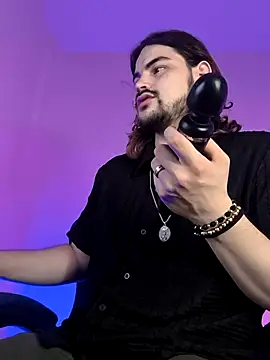 Snapshot of Derek_Vow chatting on May 3, 2026, 10:49 pm Derek Vow online show from May 3, 2026, 10:49 pm