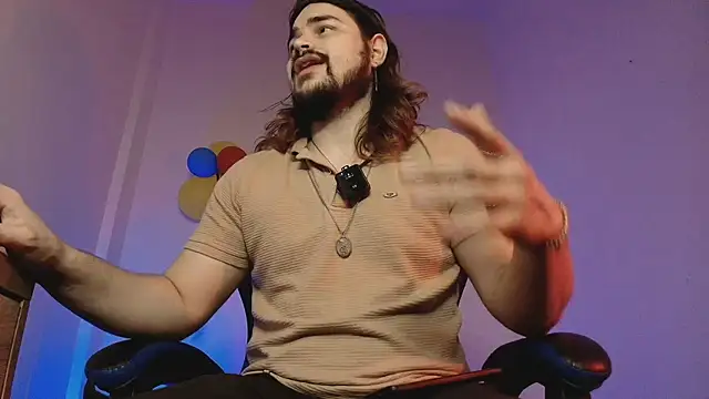 Snapshot of Derek_Vow chatting on July 14, 2026, 10:37 pm Derek Vow online show from July 14, 2026, 10:37 pm
