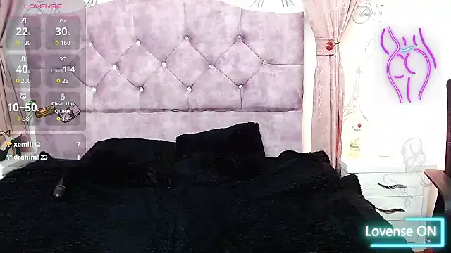 Esmeralda-18 online show from February 10, 2026, 2:54 pm